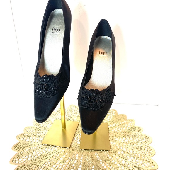 Vintage Impo Black Satin Pointed Toe Beaded Floral Lace Evening Pumps kitt Heels - Picture 3 of 9